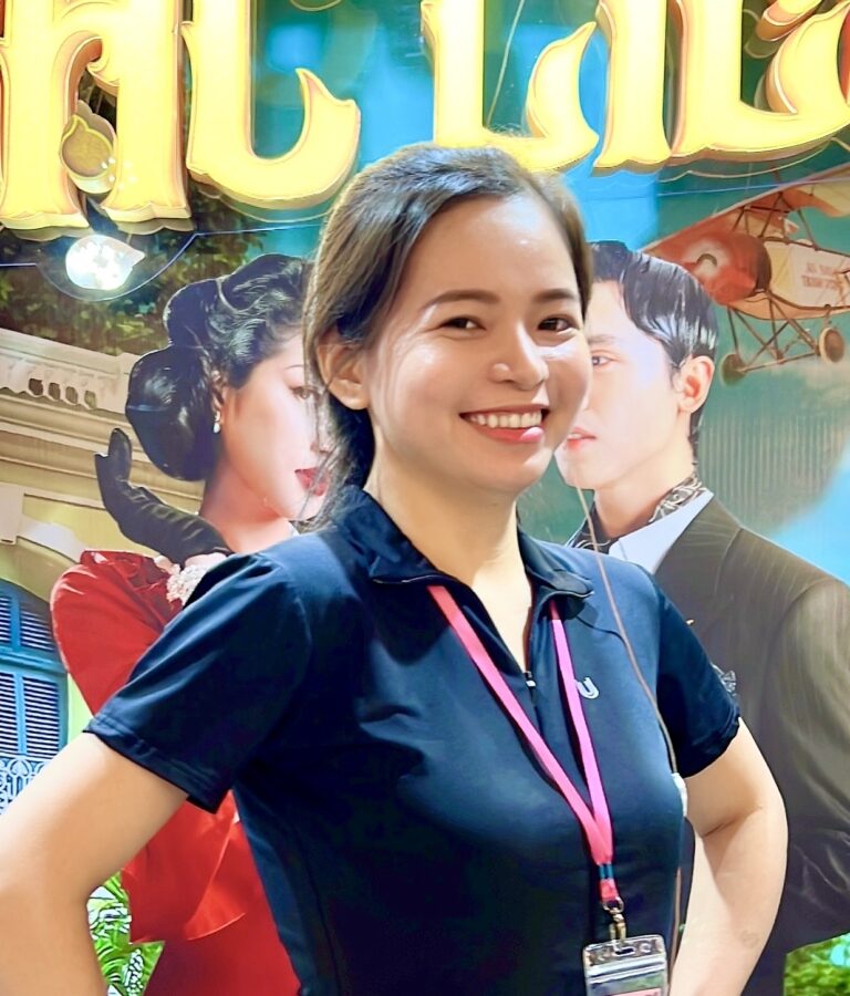 Mrs. Yến